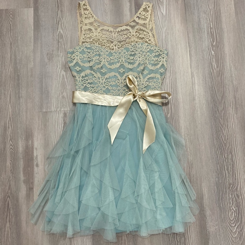 Le chateau small formal antique blue lace dress